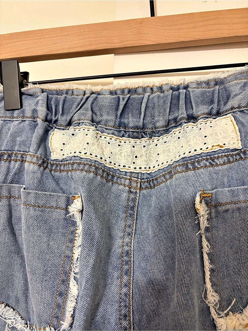 POL Wide Leg Patchwork Jeans Blue & White Medium - Picture 10 of 11